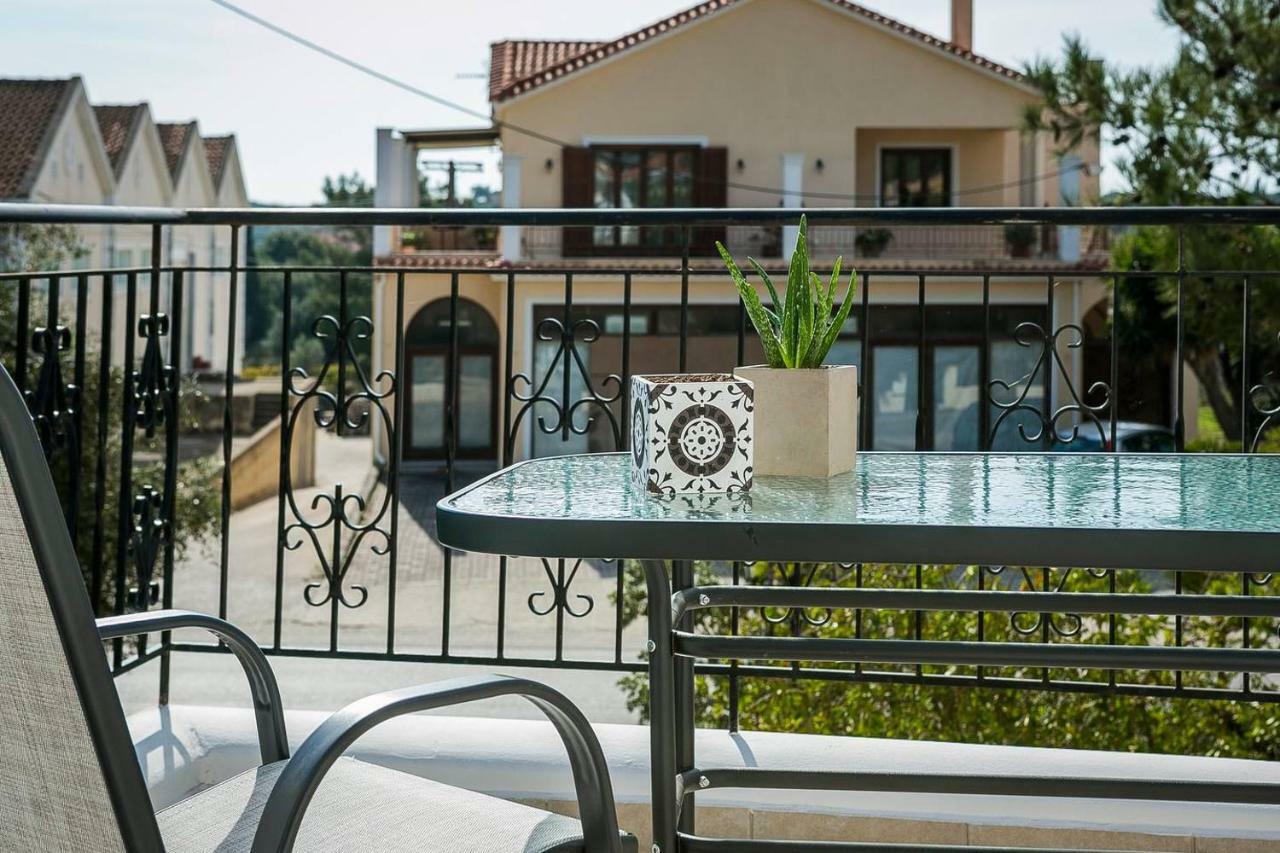 Julia'S Luxury Suites, Cephallonia Near Argostoli Kastron  Экстерьер фото